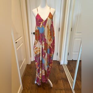 Stitch + Feather Maxi Floral Maxi Sundress with pockets. Size S. EUC.